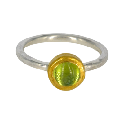 Ring peridoot rond cabochon